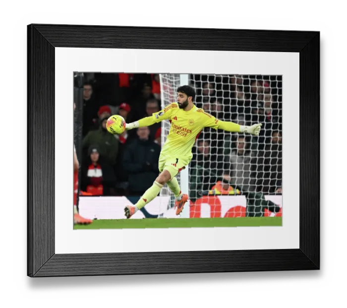 Framed Print : Arsenal v Brentford - Premier League
