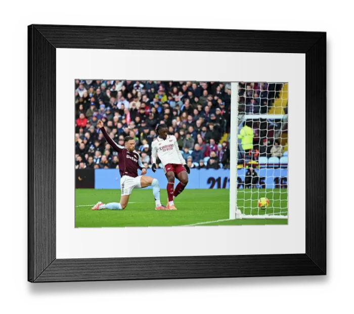 Framed Print : Aston Villa v Arsenal - Premier League