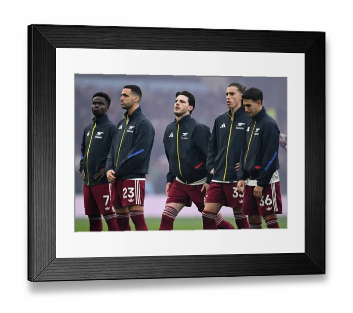 Framed Print : Aston Villa v Arsenal - Premier League Framed Print : Aston Villa v Arsenal - Premier League