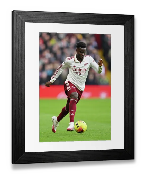 Framed Print : Aston Villa v Arsenal - Premier League