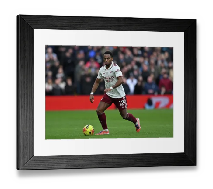 Framed Print : Aston Villa v Arsenal - Premier League