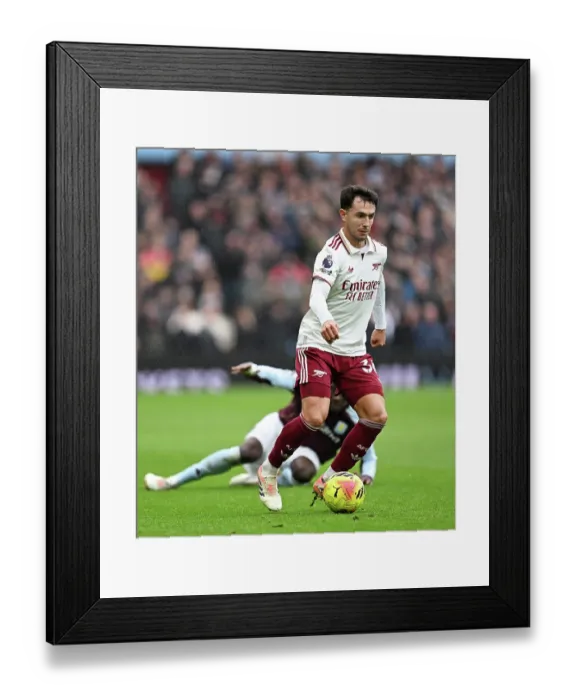 Framed Print : Aston Villa v Arsenal - Premier League
