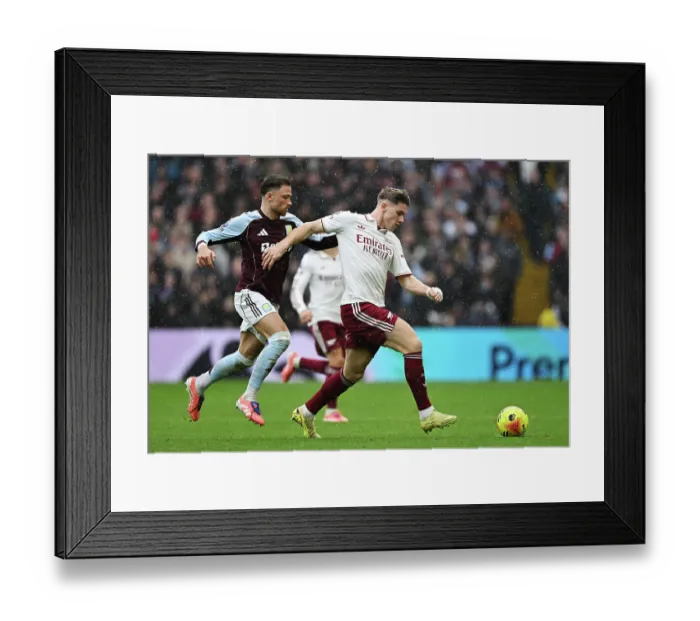 Framed Print : Aston Villa v Arsenal - Premier League