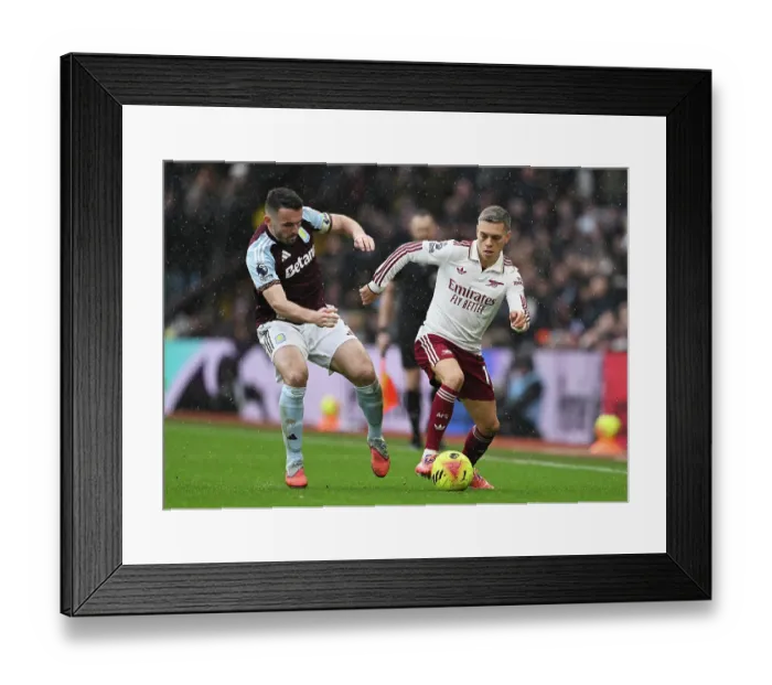 Framed Print : Aston Villa v Arsenal - Premier League