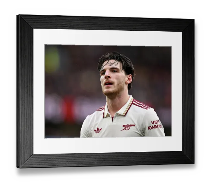 Framed Print : Aston Villa v Arsenal - Premier League
