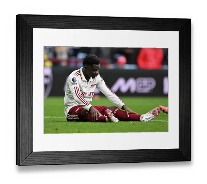 Framed Print : Aston Villa v Arsenal - Premier League Framed Print : Aston Villa v Arsenal - Premier League