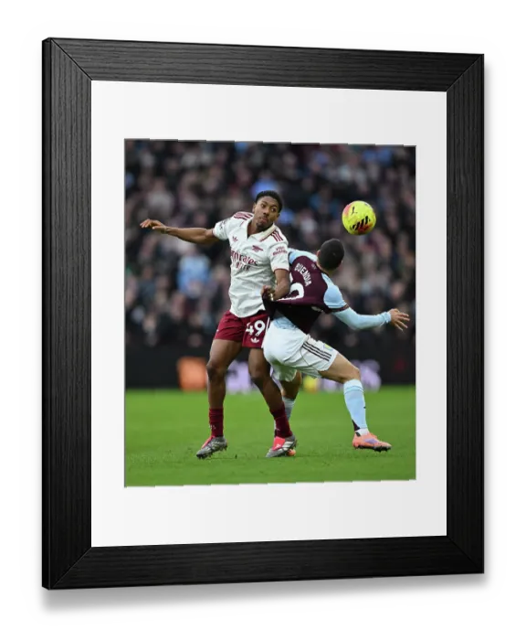 Framed Print : Aston Villa v Arsenal - Premier League Framed Print : Aston Villa v Arsenal - Premier League