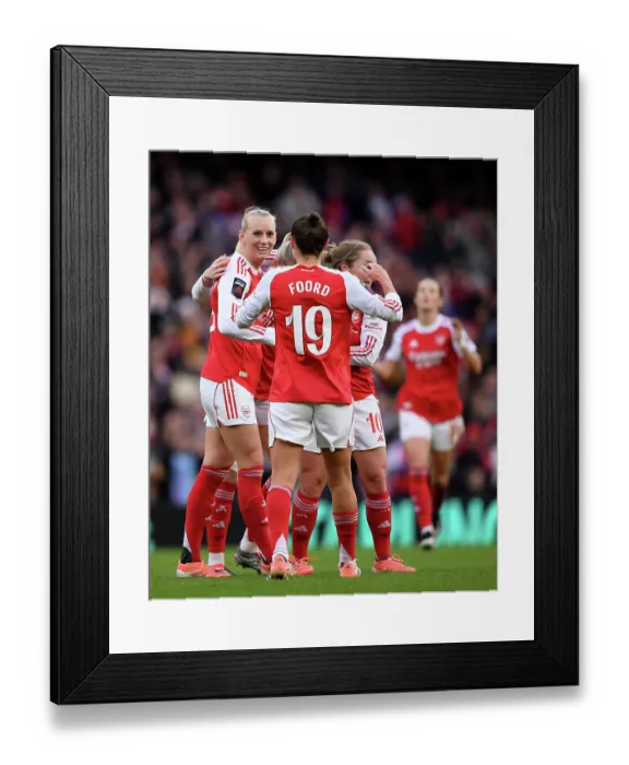 Framed Print : Arsenal v Liverpool - Barclays Women's Super League Arsenal v Liverpool - Barclays Women's Super League Framed Print : Arsenal v Liverpool - Barclays Women's Super League Arsenal v Liverpool - Barclays Women's Super League