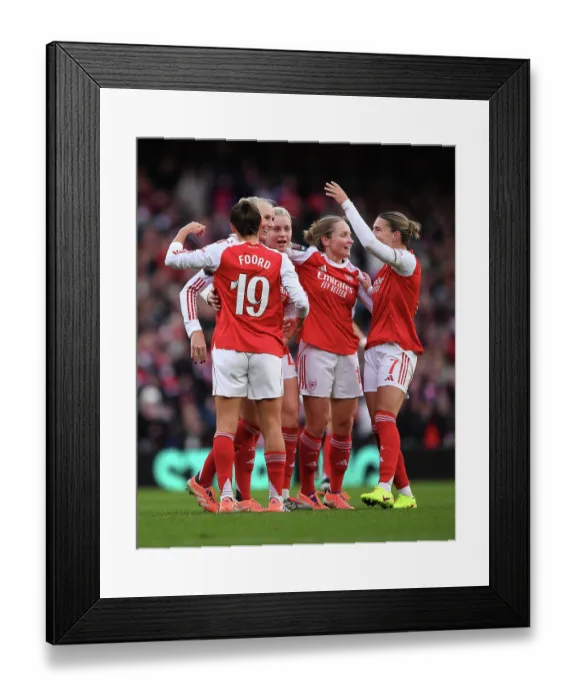 Framed Print : Arsenal v Liverpool - Barclays Women's Super League Arsenal v Liverpool - Barclays Women's Super League Framed Print : Arsenal v Liverpool - Barclays Women's Super League Arsenal v Liverpool - Barclays Women's Super League