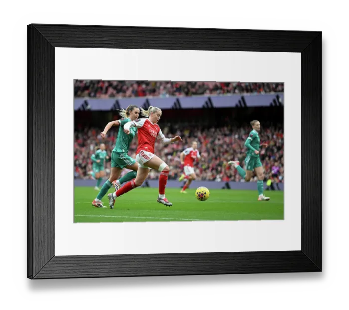 Framed Print : Arsenal v Liverpool - Barclays Women's Super League Arsenal v Liverpool - Barclays Women's Super League Framed Print : Arsenal v Liverpool - Barclays Women's Super League Arsenal v Liverpool - Barclays Women's Super League