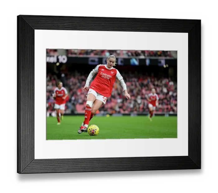 Framed Print : Arsenal v Liverpool - Barclays Women's Super League Arsenal v Liverpool - Barclays Women's Super League Framed Print : Arsenal v Liverpool - Barclays Women's Super League Arsenal v Liverpool - Barclays Women's Super League