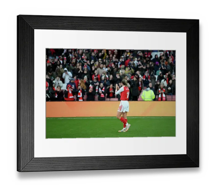 Framed Print : Arsenal v Liverpool - Barclays Women's Super League Arsenal v Liverpool - Barclays Women's Super League Framed Print : Arsenal v Liverpool - Barclays Women's Super League Arsenal v Liverpool - Barclays Women's Super League
