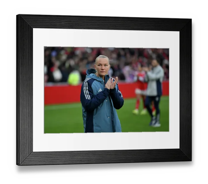 Framed Print : Arsenal v Liverpool - Barclays Women's Super League Arsenal v Liverpool - Barclays Women's Super League Framed Print : Arsenal v Liverpool - Barclays Women's Super League Arsenal v Liverpool - Barclays Women's Super League