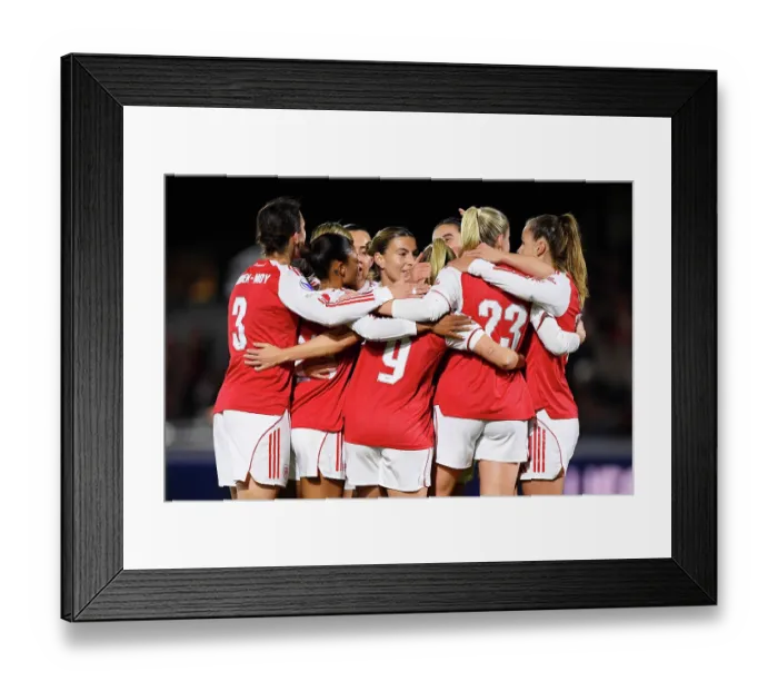 Framed Print : Arsenal FC v FC Twente - UEFA Women's Champions League 2025 / 26 League Phase MD5 Arsenal FC v FC Twente - UEFA Women's Champions League 2025 / 26 League Phase MD5