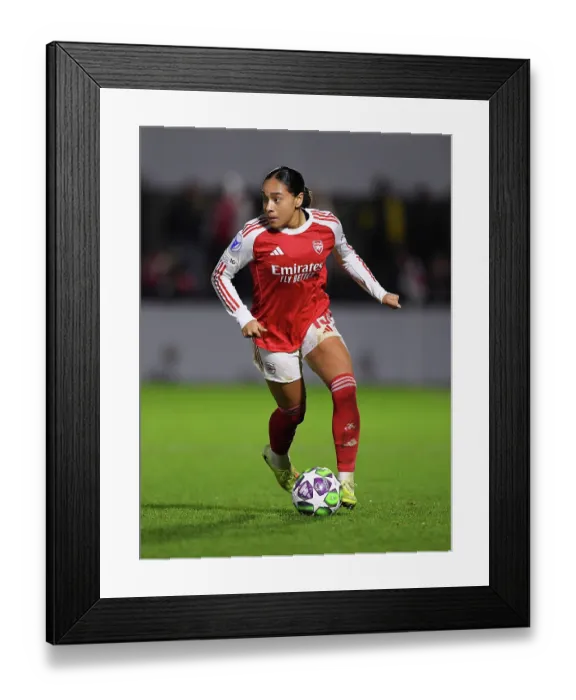 Framed Print : Arsenal FC v FC Twente - UEFA Women's Champions League 2025 / 26 League Phase MD5 Arsenal FC v FC Twente - UEFA Women's Champions League 2025 / 26 League Phase MD5