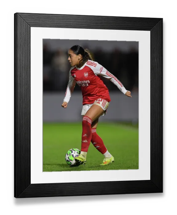 Framed Print : Arsenal FC v FC Twente - UEFA Women's Champions League 2025 / 26 League Phase MD5 Arsenal FC v FC Twente - UEFA Women's Champions League 2025 / 26 League Phase MD5