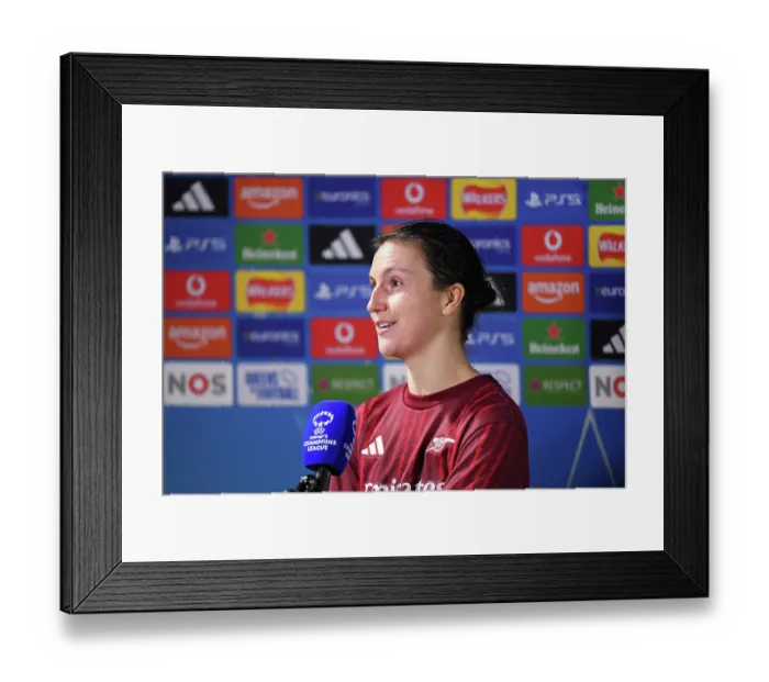 Framed Print : Arsenal FC v FC Twente - UEFA Women's Champions League 2025 / 26 League Phase MD5 Arsenal FC v FC Twente - UEFA Women's Champions League 2025 / 26 League Phase MD5