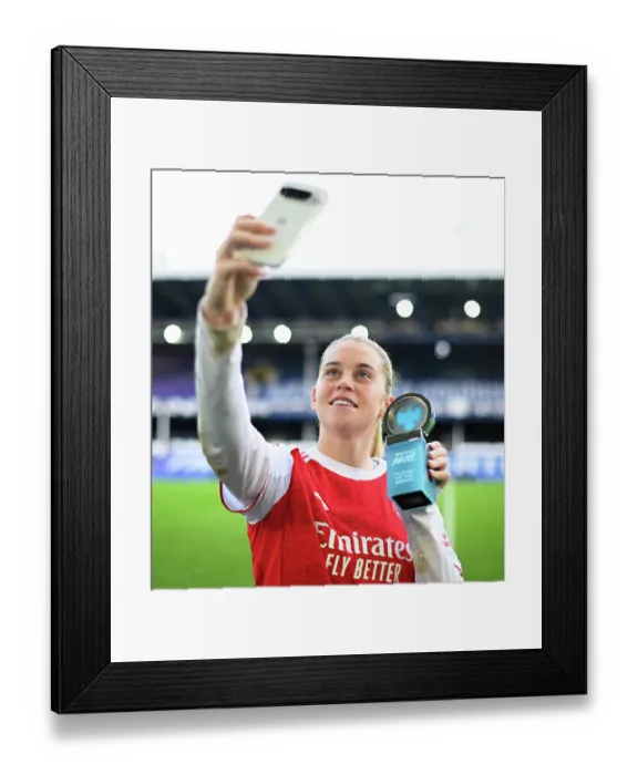 Framed Print : Everton v Arsenal - Barclays Women's Super League Everton v Arsenal - Barclays Women's Super League Framed Print : Everton v Arsenal - Barclays Women's Super League Everton v Arsenal - Barclays Women's Super League