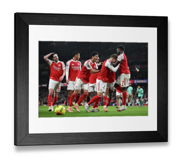 Framed Print : Arsenal v Wolverhampton Wanderers - Premier League