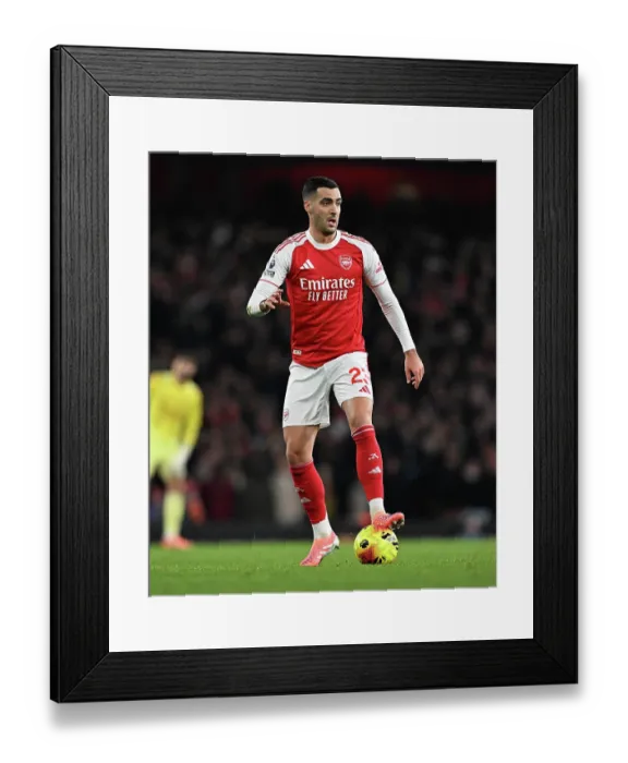 Framed Print : Arsenal v Wolverhampton Wanderers - Premier League Framed Print : Arsenal v Wolverhampton Wanderers - Premier League