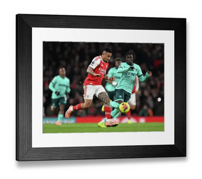 Framed Print : Arsenal v Wolverhampton Wanderers - Premier League Framed Print : Arsenal v Wolverhampton Wanderers - Premier League