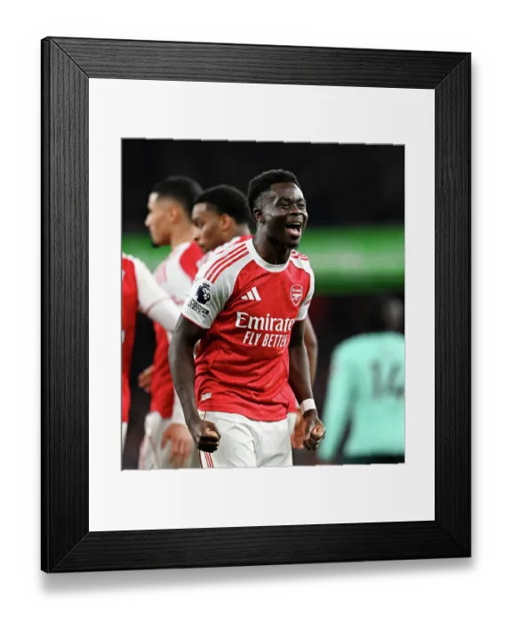 Framed Print : Arsenal v Wolverhampton Wanderers - Premier League
