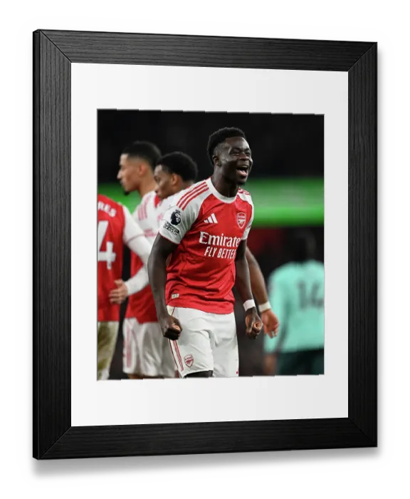 Framed Print : Arsenal v Wolverhampton Wanderers - Premier League Framed Print : Arsenal v Wolverhampton Wanderers - Premier League
