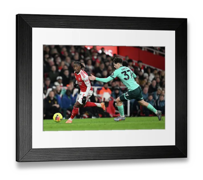 Framed Print : Arsenal v Wolverhampton Wanderers - Premier League Framed Print : Arsenal v Wolverhampton Wanderers - Premier League