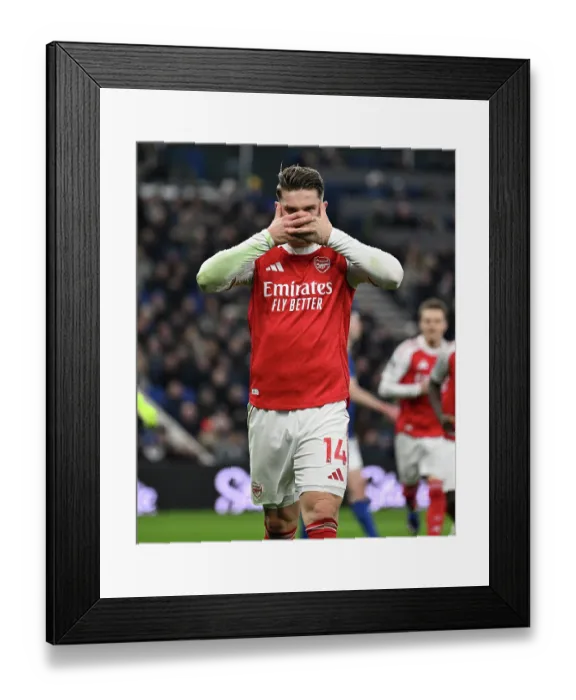 Framed Print : Everton v Arsenal - Premier League Framed Print : Everton v Arsenal - Premier League