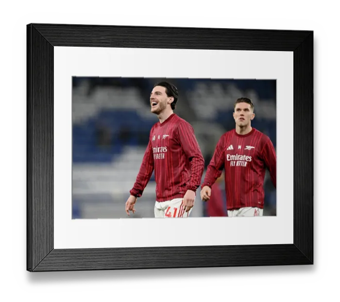 Framed Print : Everton v Arsenal - Premier League