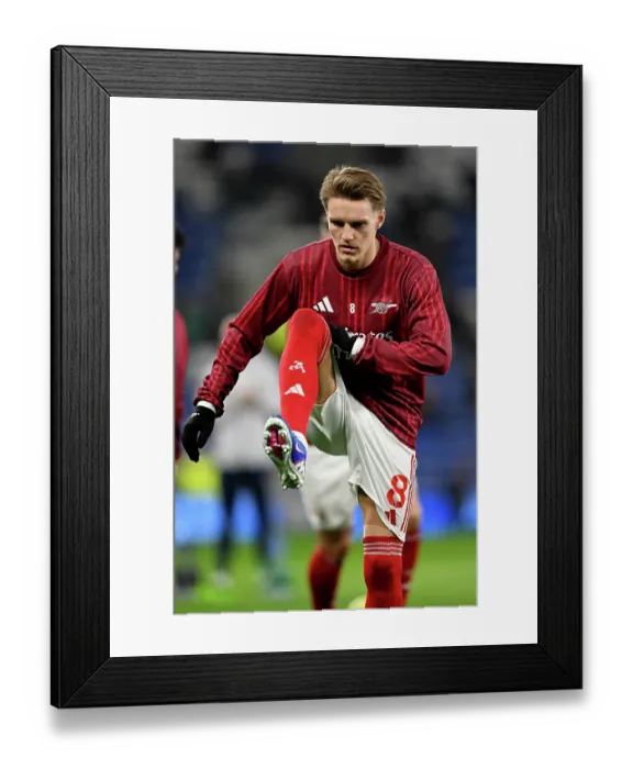 Framed Print : Everton v Arsenal - Premier League