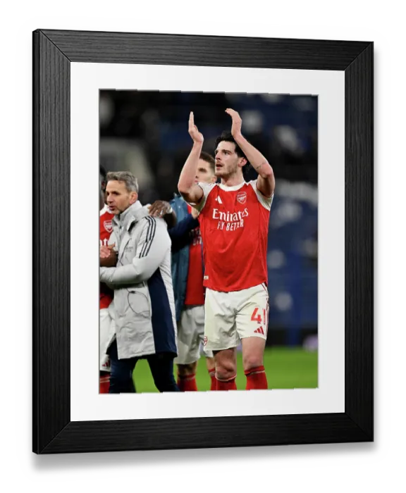 Framed Print : Everton v Arsenal - Premier League