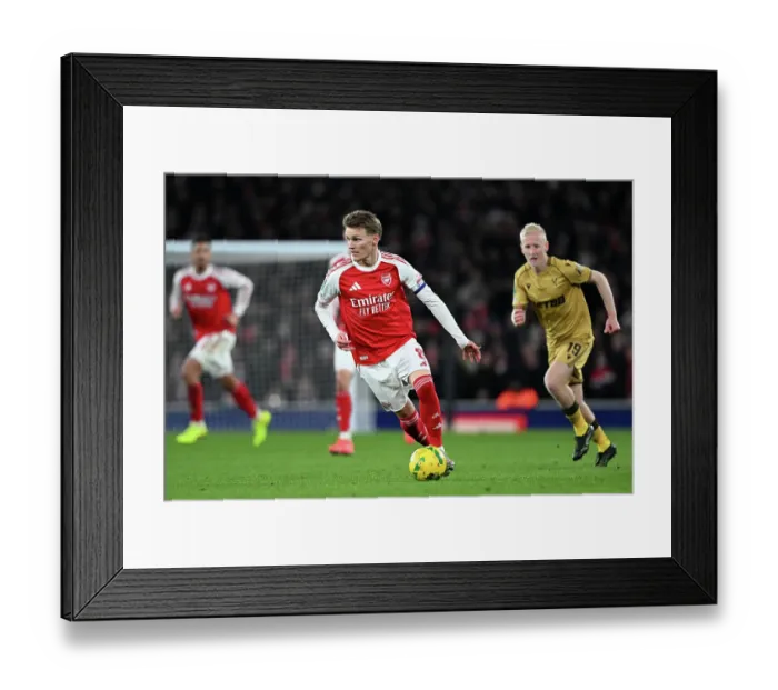Framed Print : Arsenal v Crystal Palace - Carabao Cup Quarter Final Framed Print : Arsenal v Crystal Palace - Carabao Cup Quarter Final