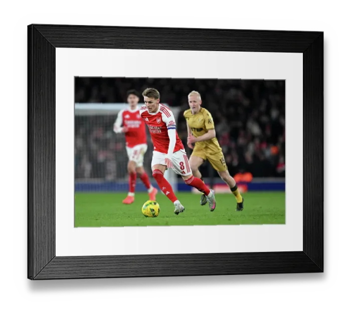 Framed Print : Arsenal v Crystal Palace - Carabao Cup Quarter Final