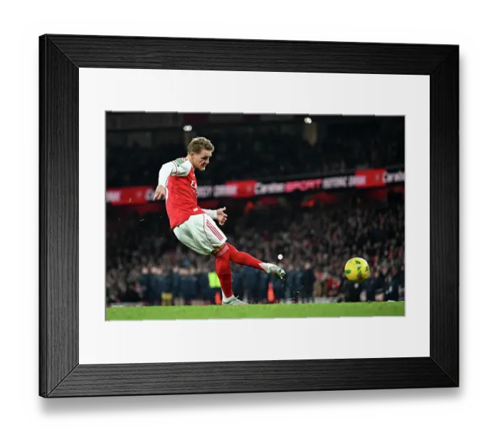 Framed Print : Arsenal v Crystal Palace - Carabao Cup Quarter Final Framed Print : Arsenal v Crystal Palace - Carabao Cup Quarter Final