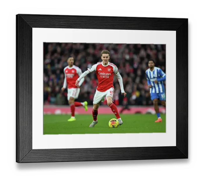 Framed Print : Arsenal v Brighton & Hove Albion - Premier League Arsenal v Brighton & Hove Albion - Premier League Framed Print : Arsenal v Brighton & Hove Albion - Premier League Arsenal v Brighton & Hove Albion - Premier League
