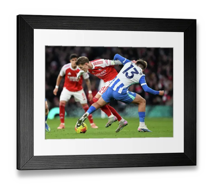 Framed Print : Arsenal v Brighton & Hove Albion - Premier League Framed Print : Arsenal v Brighton & Hove Albion - Premier League