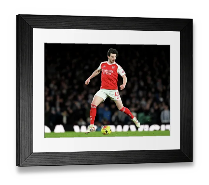 Framed Print : Arsenal v Brighton & Hove Albion - Premier League Framed Print : Arsenal v Brighton & Hove Albion - Premier League