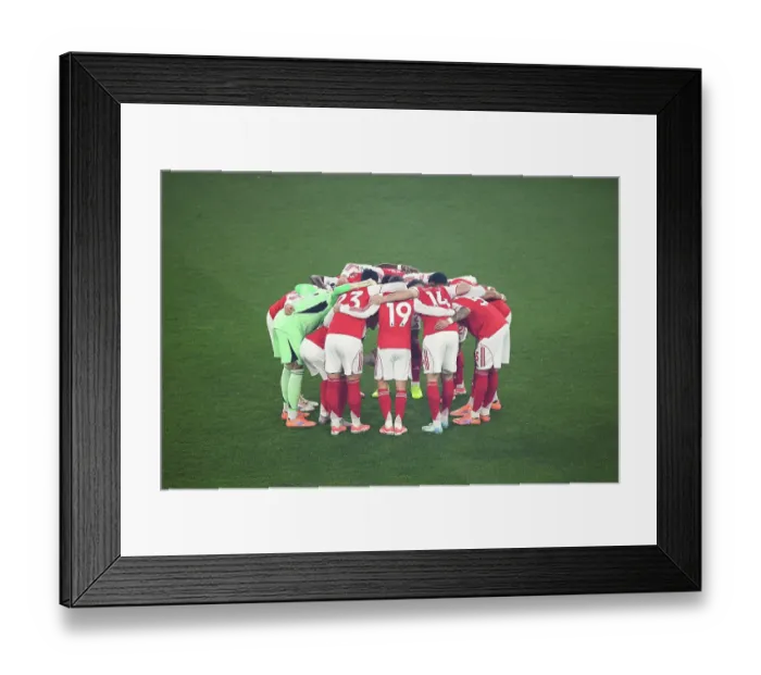 Framed Print : Arsenal v Aston Villa - Premier League Framed Print : Arsenal v Aston Villa - Premier League