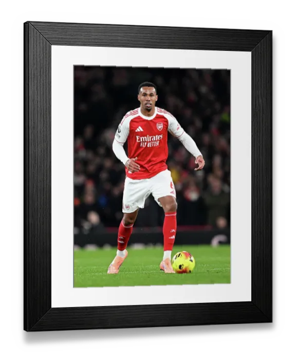 Framed Print : Arsenal v Aston Villa - Premier League