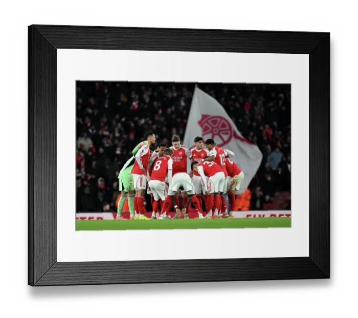Framed Print : Arsenal v Aston Villa - Premier League Framed Print : Arsenal v Aston Villa - Premier League