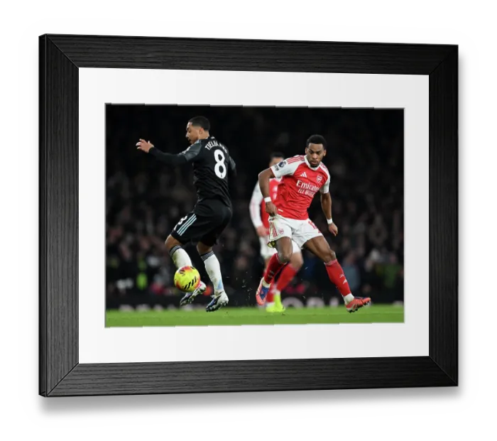 Framed Print : Arsenal v Aston Villa - Premier League