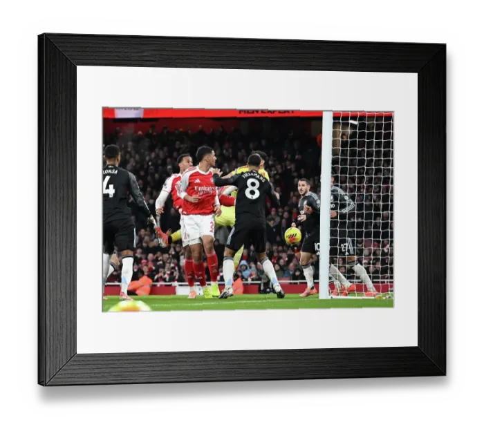 Framed Print : Arsenal v Aston Villa - Premier League