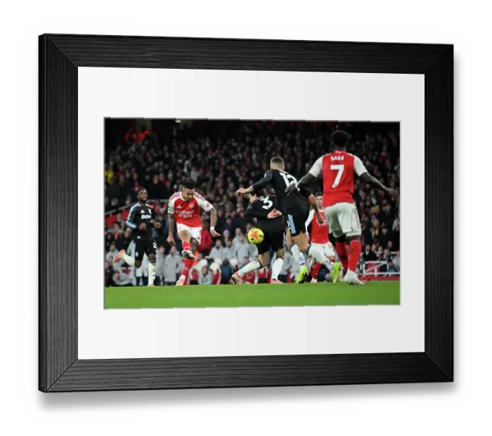 Framed Print : Arsenal v Aston Villa - Premier League