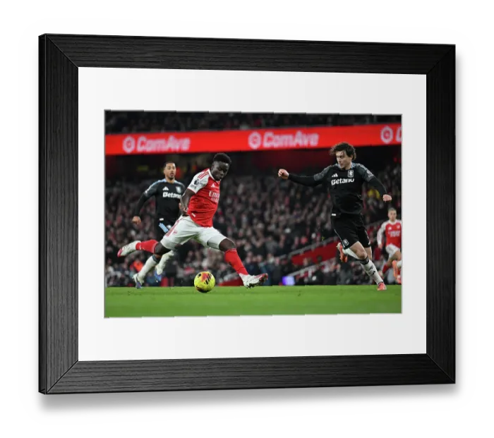 Framed Print : Arsenal v Aston Villa - Premier League