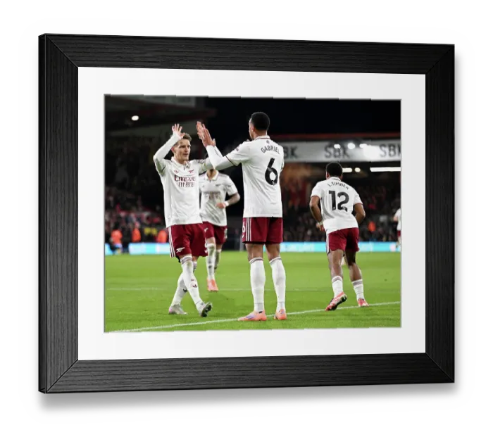 Framed Print : Bournemouth v Arsenal - Premier League Framed Print : Bournemouth v Arsenal - Premier League
