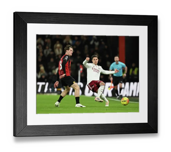 Framed Print : Bournemouth v Arsenal - Premier League Framed Print : Bournemouth v Arsenal - Premier League