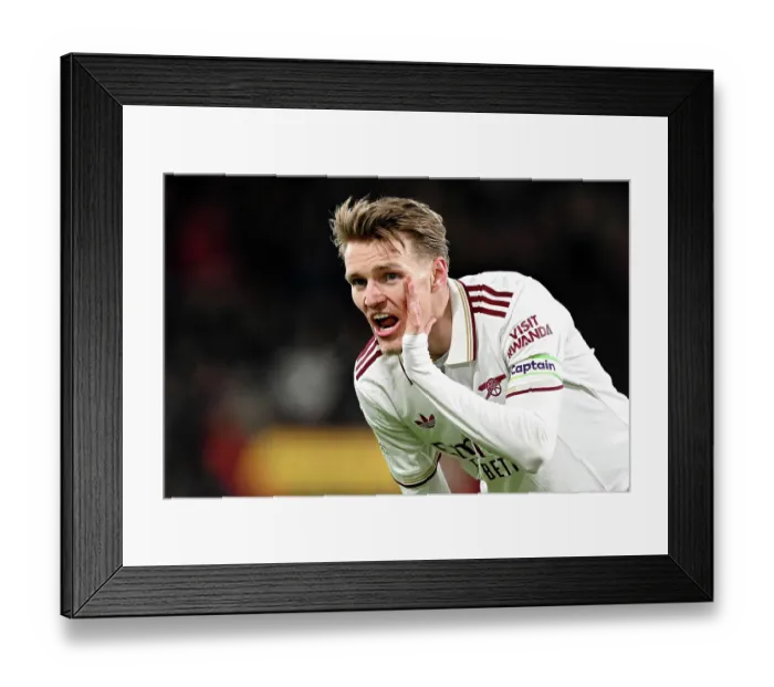 Framed Print : Bournemouth v Arsenal - Premier League Framed Print : Bournemouth v Arsenal - Premier League