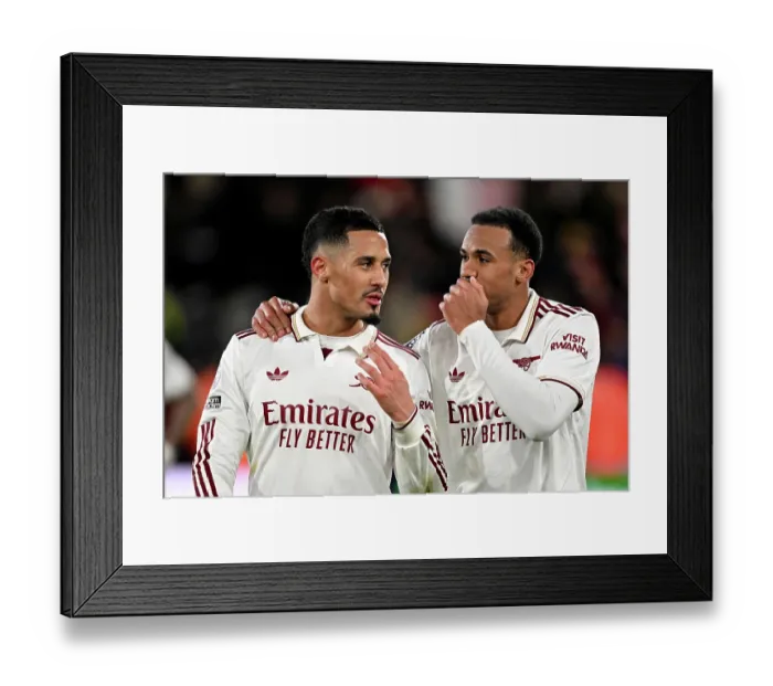 Framed Print : Bournemouth v Arsenal - Premier League Framed Print : Bournemouth v Arsenal - Premier League