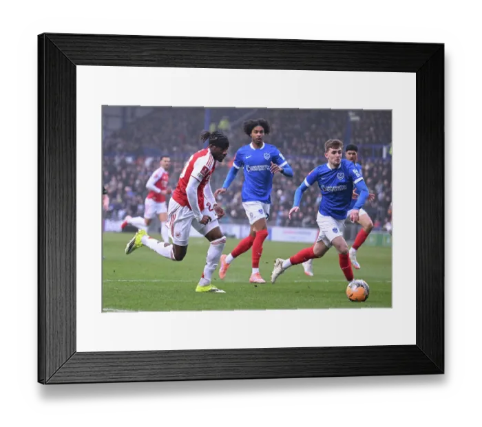 Framed Print : Portsmouth v Arsenal - Emirates FA Cup Third Round Framed Print : Portsmouth v Arsenal - Emirates FA Cup Third Round